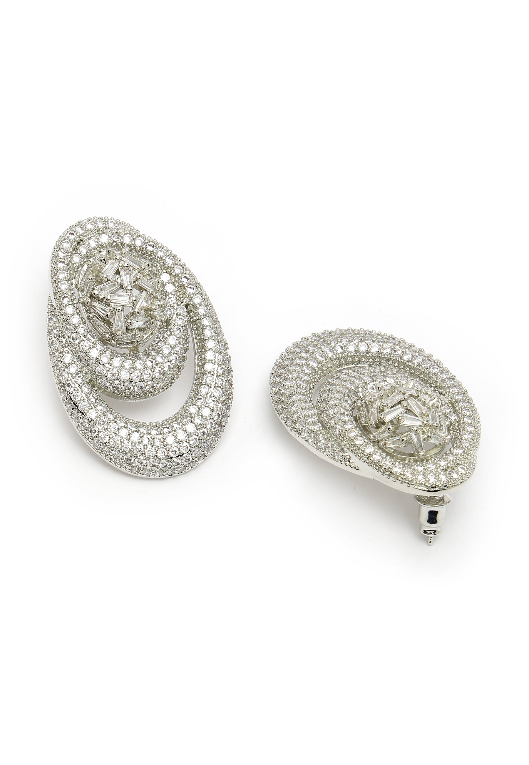 Magnifiques boucles d'oreilles en zircone cubique