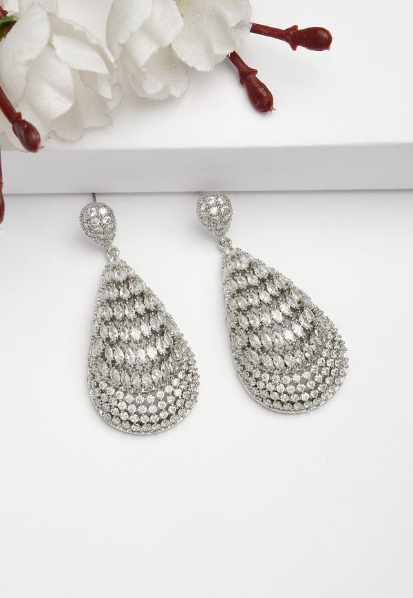 Pendientes colgantes huecos brillantes con circonitas