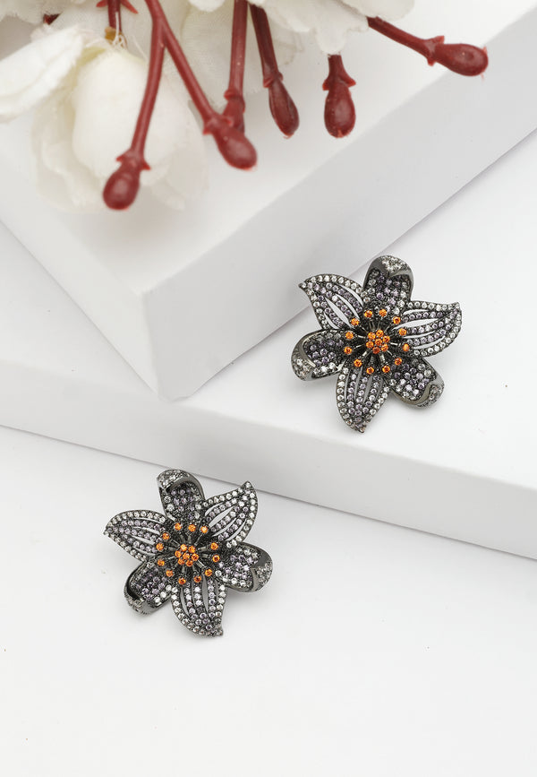 Diva Floral Stud Earrings